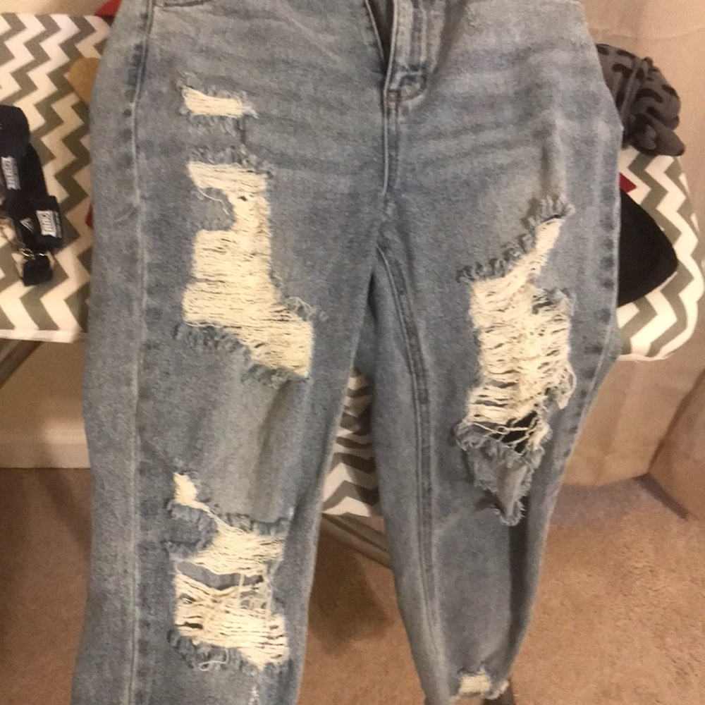 Hey I’m selling jeans . brand is Tinseltown